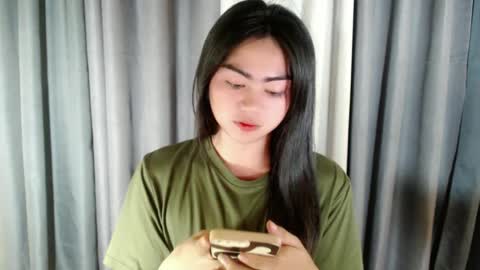 cathy_ho online show from February 12, 2025, 9:10 am