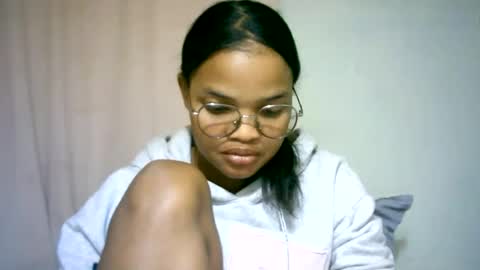 CathyXLisa online show from July 6, 2026, 9:39 am