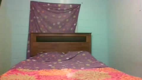 catitaprincess online show from June 18, 2026, 3:29 am