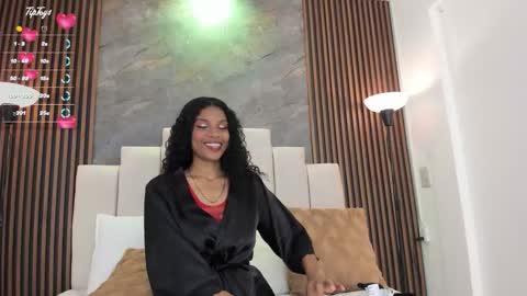 catiusca_reyes_03 online show from January 17, 2026, 1:05 pm