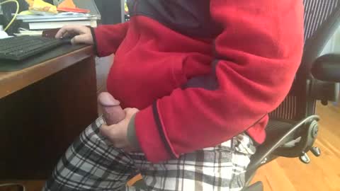 catmandoo21001 online show from December 6, 2024, 8:29 pm