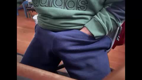 catmandoo21001 online show from March 1, 2025, 7:04 pm