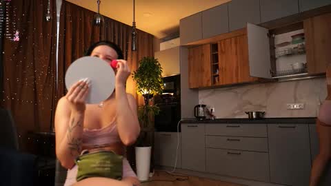 Snapshot of catolinanight chatting on February 27, 2026, 6:24 am catolinanight online show from February 27, 2026, 6:24 am