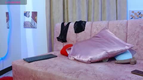 catrina_chan online show from February 4, 2026, 9:53 pm