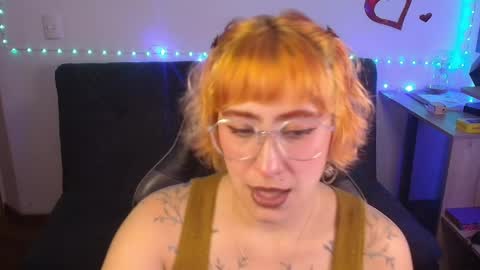 Snapshot of catsito chatting on June 5, 2026, 1:56 am im MIA -Independent Model MY OF is catsito3 online show from June 5, 2026, 1:56 am