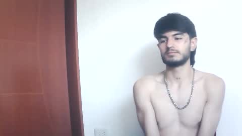 Gato2055 online show from April 18, 2026, 5:28 pm