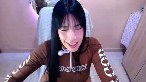 Snapshot of catte_jensen chatting on July 19, 2026, 5:11 am Cattleya online show from July 19, 2026, 5:11 am