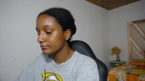 Cattleya online show from December 29, 2024, 10:47 pm