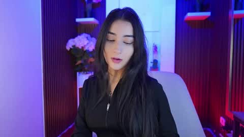 cattleyascaly online show from October 21, 2025, 7:25 pm