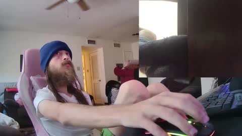 Snapshot of cattywompiscreations chatting on January 22, 2025, 5:28 pm zatbabydaddy online show from January 22, 2025, 5:28 pm