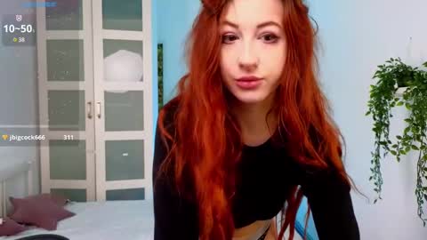 caty_cuddly online show from February 19, 2025, 5:38 am