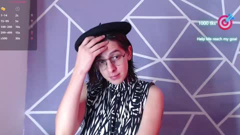 Snapshot of cava_pretty chatting on January 6, 2025, 11:51 am cava_pretty online show from January 6, 2025, 11:51 am