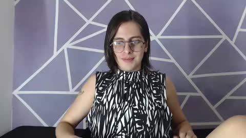 Snapshot of cava_pretty chatting on February 24, 2025, 10:37 am cava_pretty online show from February 24, 2025, 10:37 am