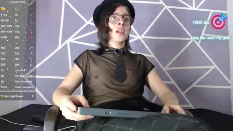 Snapshot of cava_pretty chatting on March 1, 2025, 1:18 pm cava_pretty online show from March 1, 2025, 1:18 pm