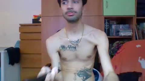 Snapshot of cazzone98italiano chatting on November 18, 2025, 9:52 pm cazzone98italiano online show from November 18, 2025, 9:52 pm