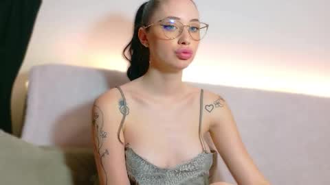 Snapshot of cb_ivanna chatting on April 25, 2026, 5:21 pm Ivanna online show from April 25, 2026, 5:21 pm