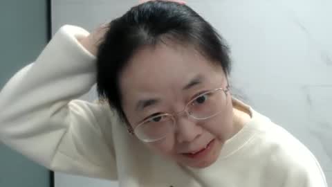 Snapshot of cbz112233 chatting on January 3, 2025, 2:40 pm ANNYANNY online show from January 3, 2025, 2:40 pm