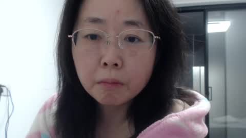 Snapshot of cbz112233 chatting on February 19, 2025, 7:27 pm ANNYANNY online show from February 19, 2025, 7:27 pm