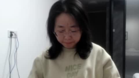 Snapshot of cbz112233 chatting on March 1, 2025, 4:22 pm ANNYANNY online show from March 1, 2025, 4:22 pm