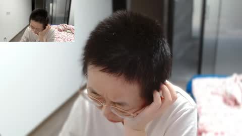 Snapshot of cbz112233 chatting on April 24, 2026, 6:54 pm ANNYANNY online show from April 24, 2026, 6:54 pm