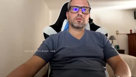 Tomys online show from October 19, 2025, 6:41 pm