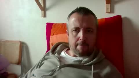 Snapshot of cebcool chatting on February 4, 2026, 10:43 am Sb online show from February 4, 2026, 10:43 am