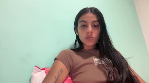 Snapshot of ceci1218 chatting on April 7, 2026, 3:18 am ceci1218 online show from April 7, 2026, 3:18 am