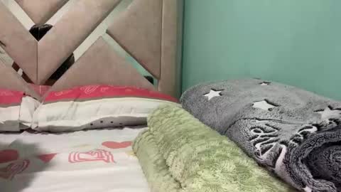 Snapshot of ceci1218 chatting on April 10, 2026, 2:06 am ceci1218 online show from April 10, 2026, 2:06 am