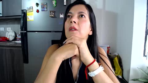 ceci online show from February 17, 2025, 10:03 pm