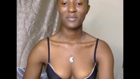 cee_queen online show from May 31, 2026, 6:09 pm