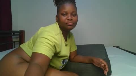 ceepretty25 online show from March 26, 2026, 1:01 am