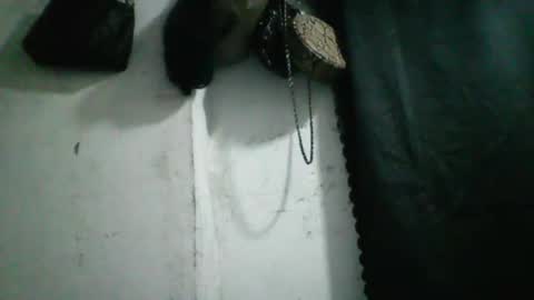 Snapshot of celena438935 chatting on November 25, 2025, 10:15 am celena438935 online show from November 25, 2025, 10:15 am