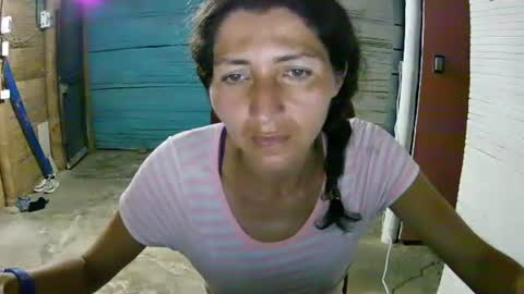 celeste198694 online show from February 6, 2025, 11:58 pm