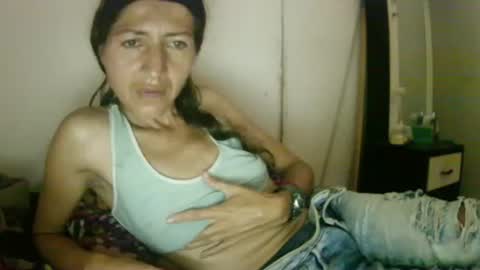 celeste198694 online show from May 4, 2026, 1:51 pm