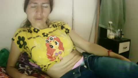 celeste198694 online show from May 19, 2026, 1:39 pm