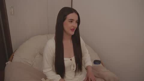 Snapshot of celeste_angel1 chatting on July 13, 2026, 10:01 pm Diane Independent model online show from July 13, 2026, 10:01 pm