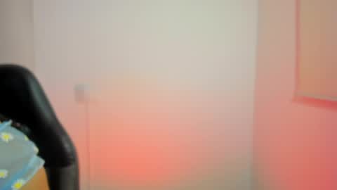 Snapshot of celeste_hatman chatting on June 4, 2026, 2:39 am C E L E S T E online show from June 4, 2026, 2:39 am