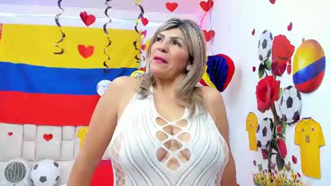 Snapshot of celeste_lincon chatting on June 27, 2026, 12:59 am Celeste Lincon online show from June 27, 2026, 12:59 am