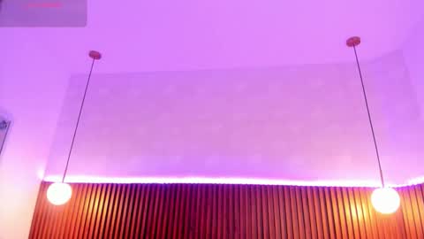 Sofia Castrillon online show from November 17, 2025, 12:22 pm