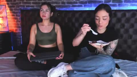 celeste_starsss online show from June 11, 2026, 12:32 am