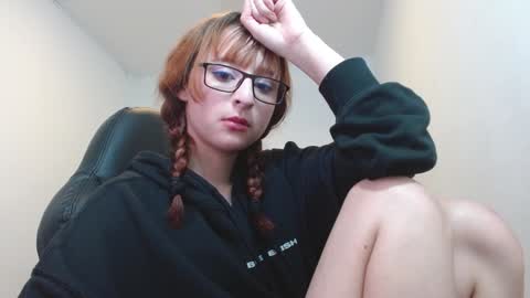 celesteayase online show from January 28, 2025, 9:30 am