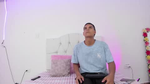 Snapshot of celestederek chatting on November 13, 2025, 6:18 pm Celeste - Derek online show from November 13, 2025, 6:18 pm