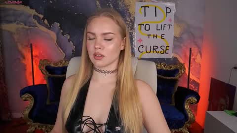 celestenoirr online show from October 31, 2025, 7:31 am