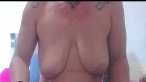 celestepink_jl online show from November 15, 2025, 2:31 am