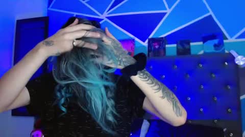 Snapshot of celesteswett chatting on November 14, 2025, 4:06 pm I am Valentinn online show from November 14, 2025, 4:06 pm