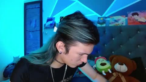 Snapshot of celesteswett chatting on December 1, 2025, 5:29 pm I am Valentinn online show from December 1, 2025, 5:29 pm