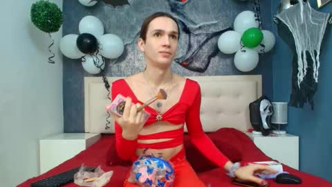 Snapshot of celestial_queen_ chatting on October 24, 2025, 1:29 pm Celestial online show from October 24, 2025, 1:29 pm