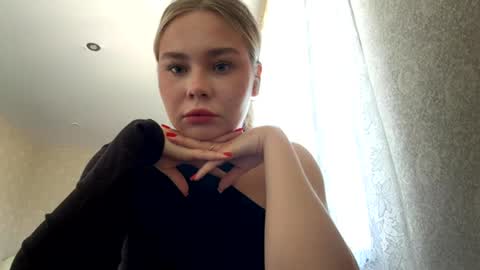 Snapshot of celestinehilscher chatting on June 2, 2026, 6:48 am Cary online show from June 2, 2026, 6:48 am