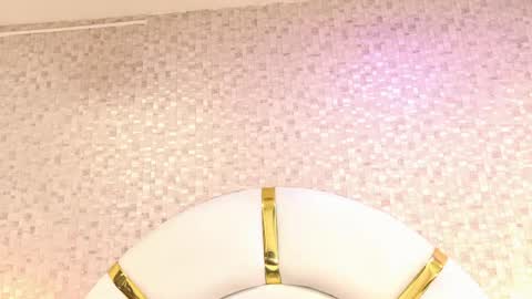 celestte_sm online show from May 16, 2026, 7:12 pm
