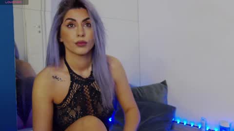 CelineMeyer online show from April 10, 2026, 4:39 am